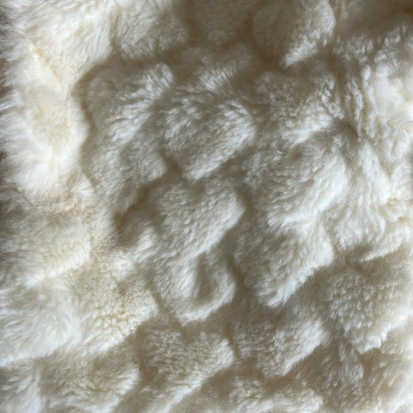 Gold foil dress with fur bolero - Picture 5 of 6